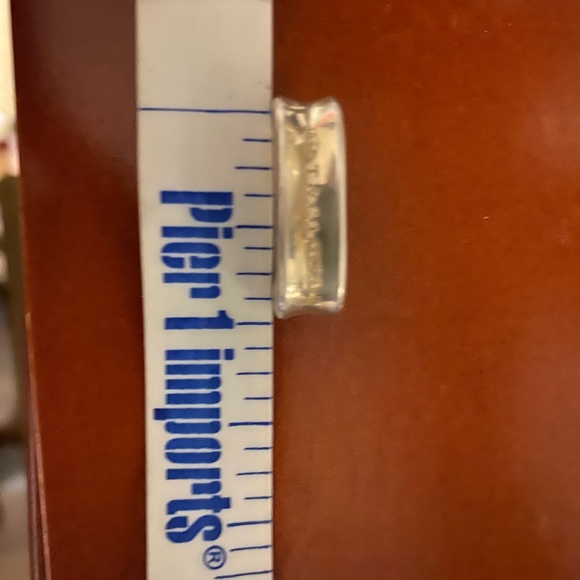 Tiffany & Co 1837 Oval Loop Charm - Picture 6 of 6